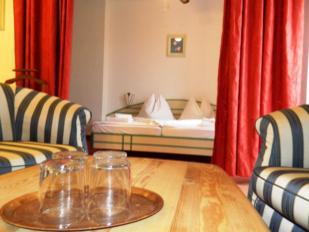 Hotel Familia Zamárdi